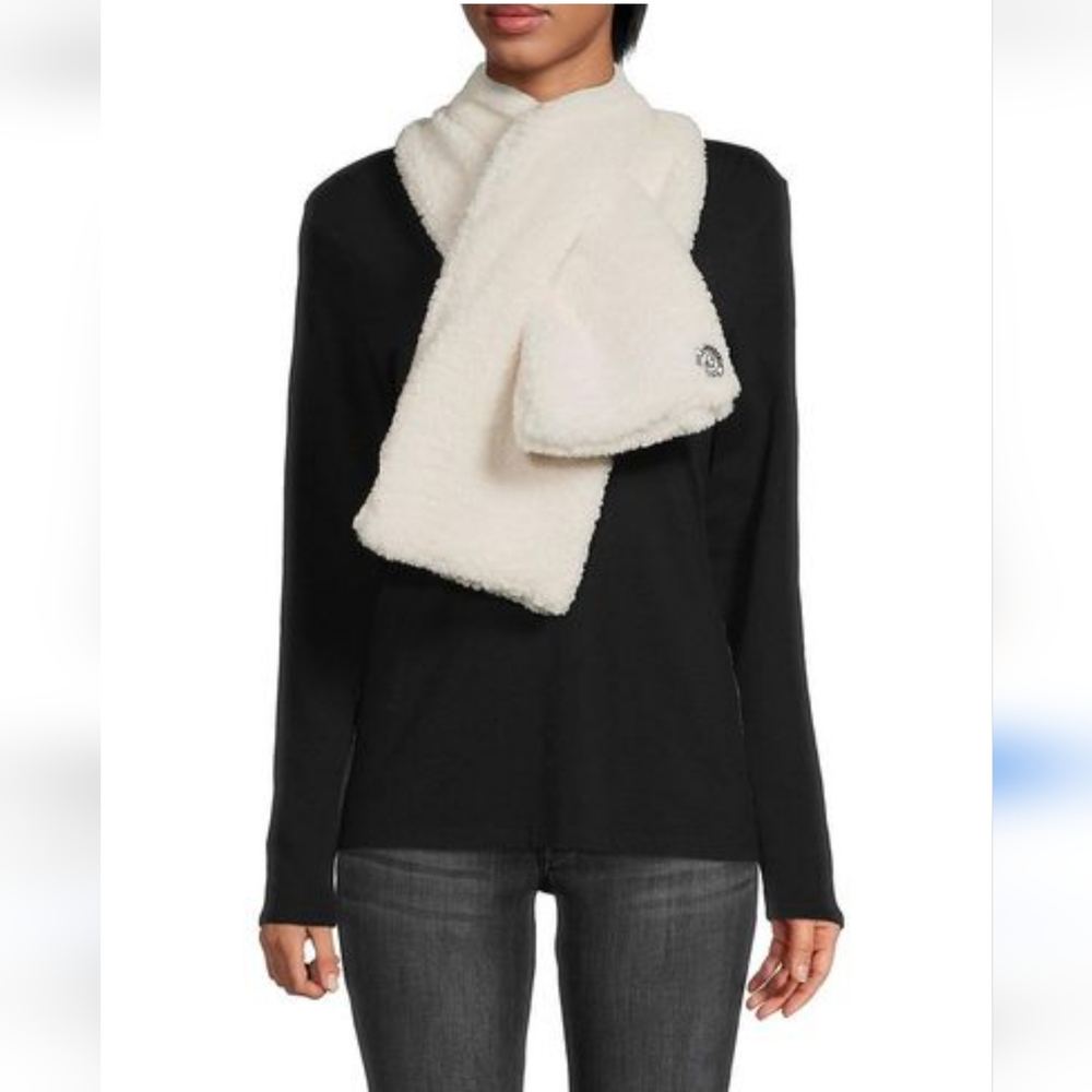 Women’s Karl Lagerfeld Faux Shearling Pull Through White Scarf NWT MSRP $68